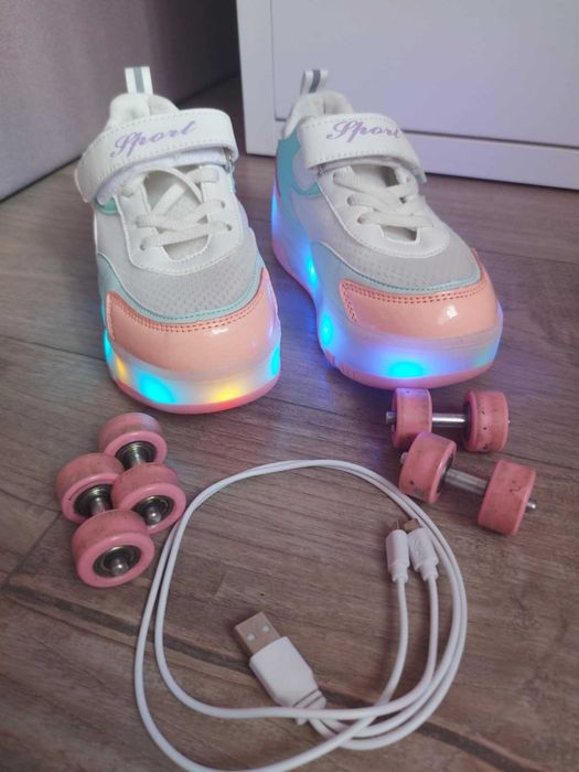 Детски обувки с колелца