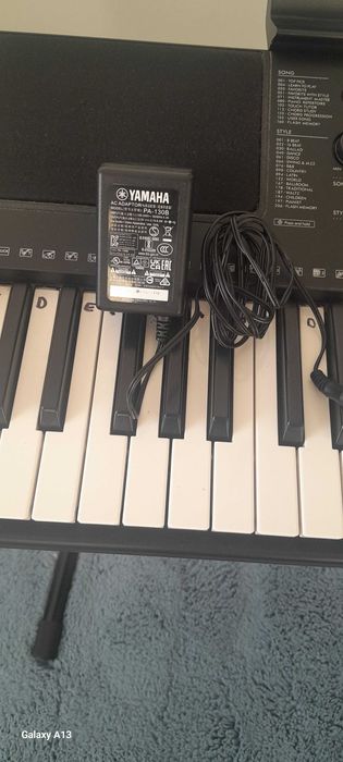 Pian Digital Yamaha PSR-E373