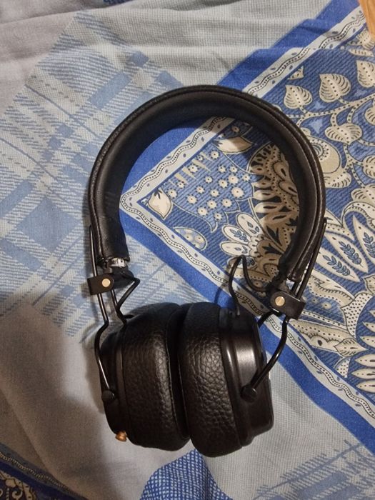 Продам наушники Маршалл