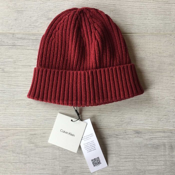 НОВА унисекс памучна червена зимна плетена шапка CALVIN KLEIN от САЩ