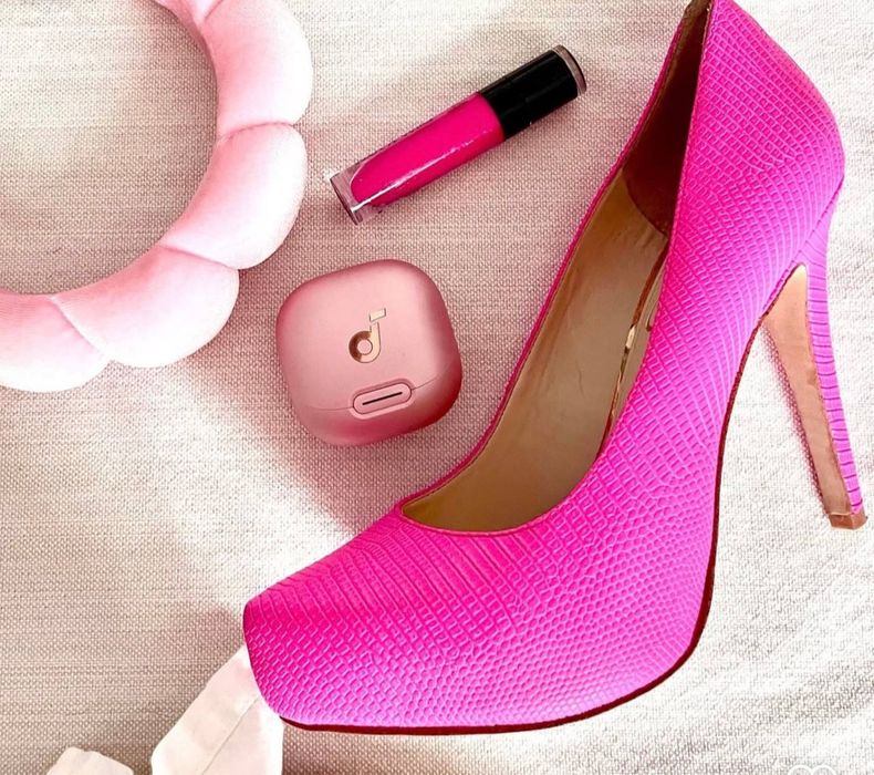 Беспородные наушники anker liberty 4nc global розовые наушники