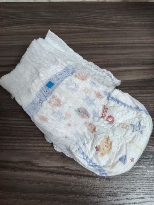 Продам трусики Huggies 6