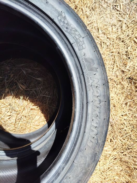 285/35ZR18 101Y NANKANG