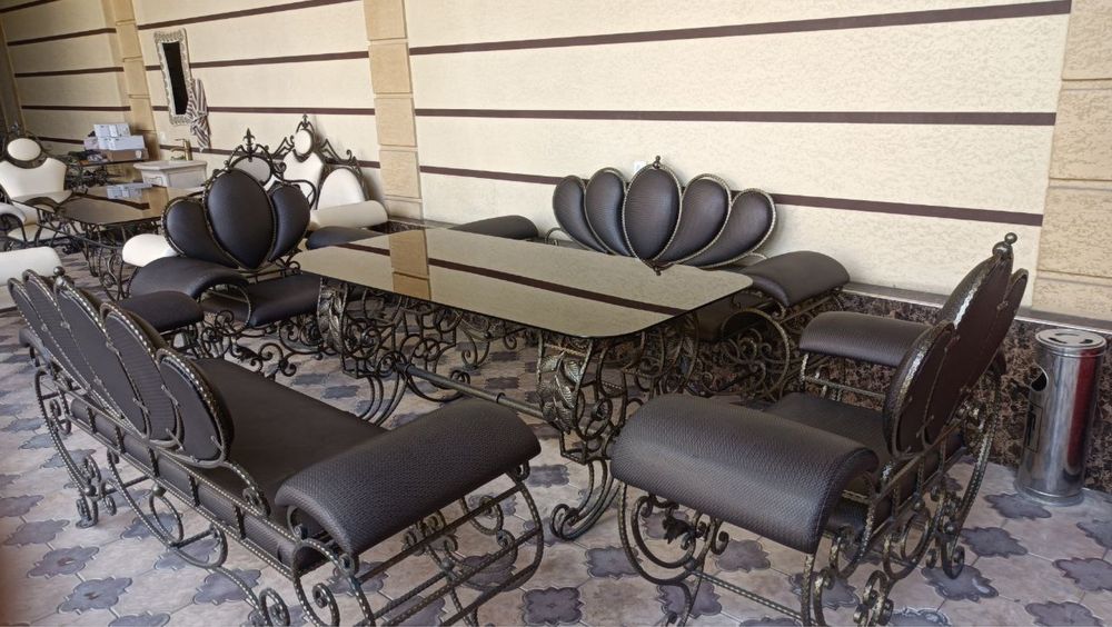 Кованые садовые стол стулья