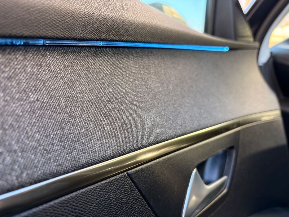 Peugeot 3008 Plug In Hybrid/ Allure