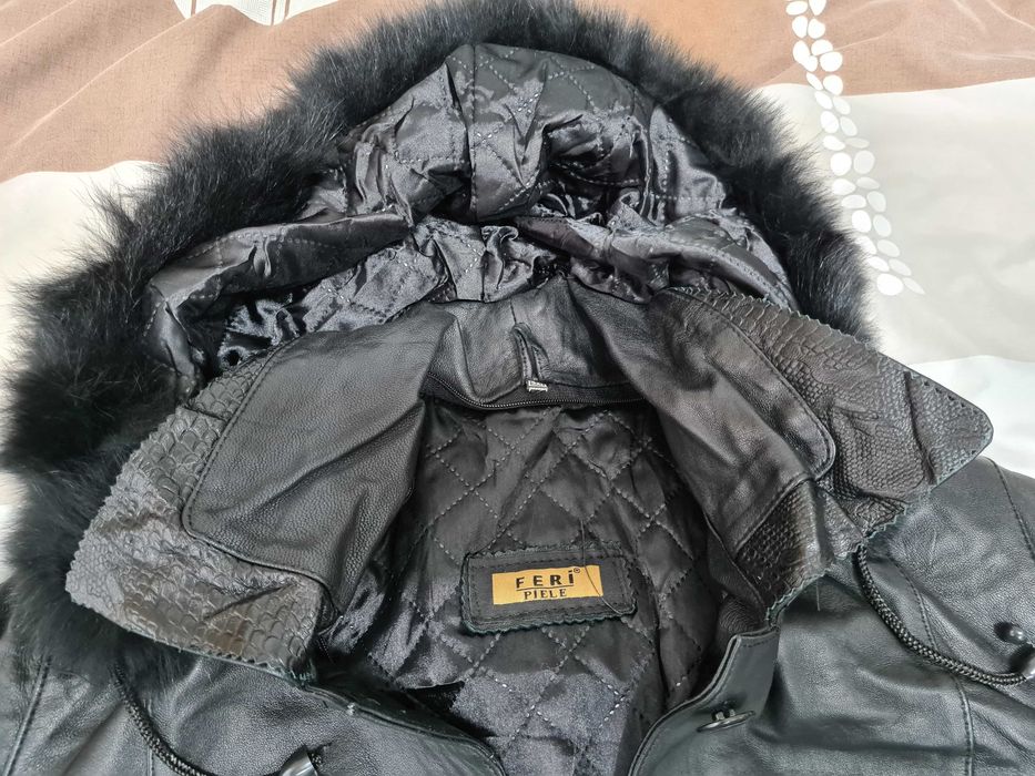 Geaca din piele 100% / moderna si eleganta / DAMA