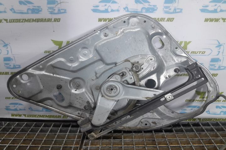 Macara geam dreapta spate 4m51-a045h22-b Ford Focus 2  [din 2004 pana  2008] seria