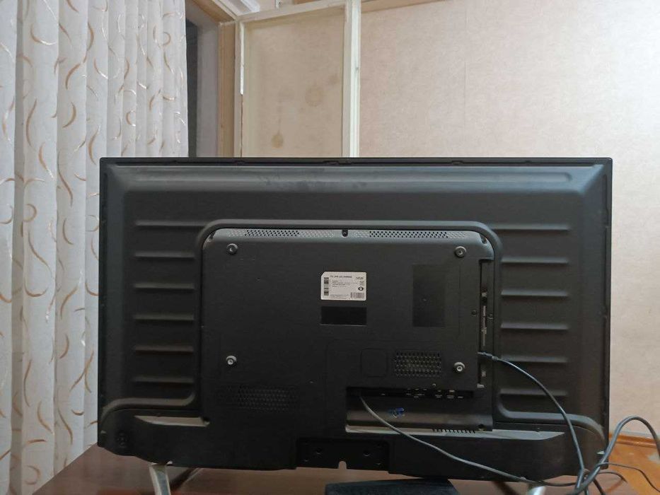продам телевизор Artel