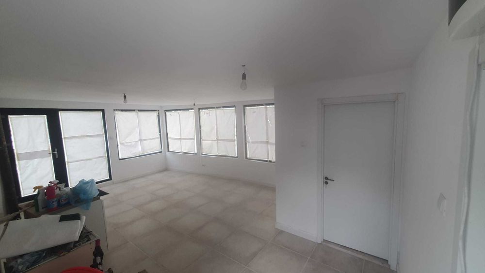 Spatiu Comercial De Închiriat 40 MP STRADAL Colt de intersectie SECTOR 3 Mihai Bravu