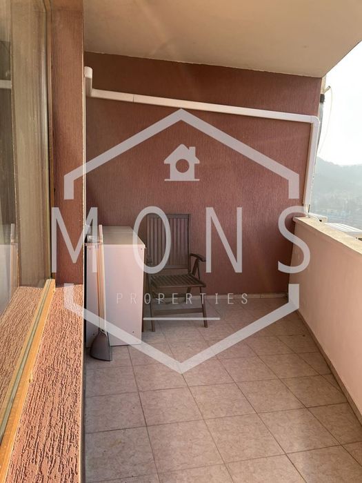 Дава се под наем Двустаен апартамент в Велико Търново, Център - 65 кв.м за 306 € - Снимка #10