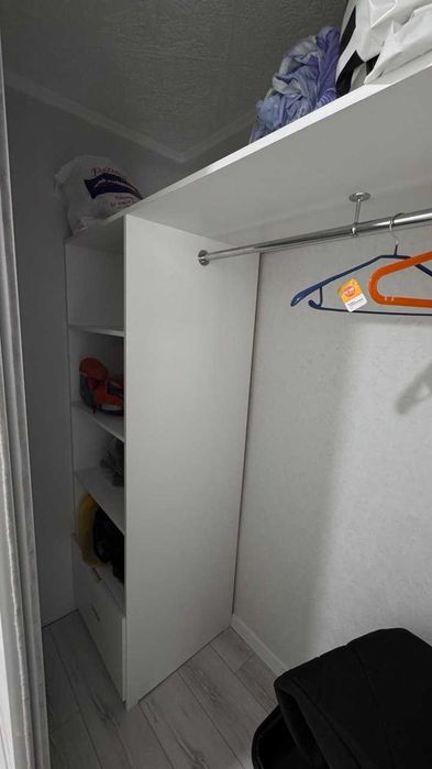 Продам 3 ком. 2 Этаж, Ленина 38, с ремонтом