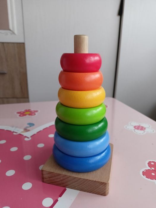 Дървени играчки за малки деца