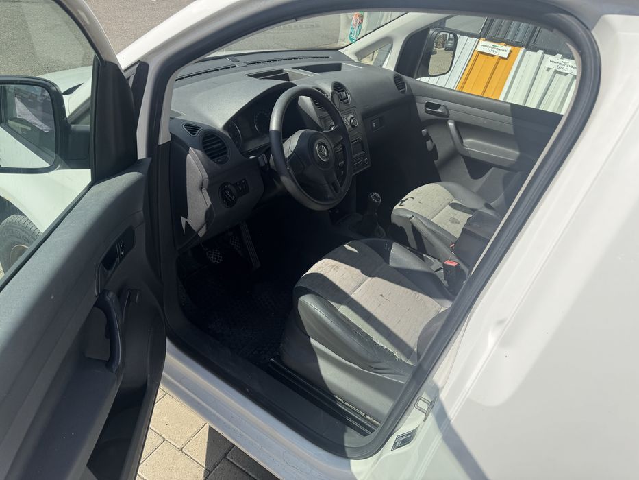 Volkswagen Caddy Maxi 2013 – 1.6 TDI – 2 locuri – Varianta lungă