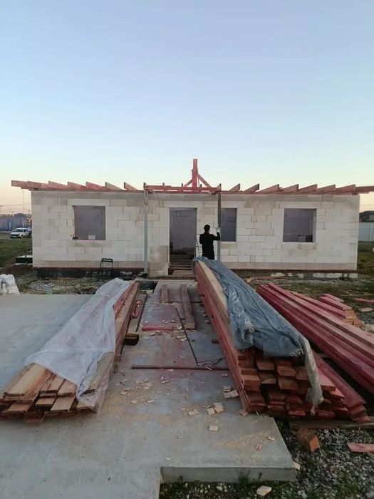 Qurulish ishlari .Beton quyish, g’isht terish ishlarini qilamiz