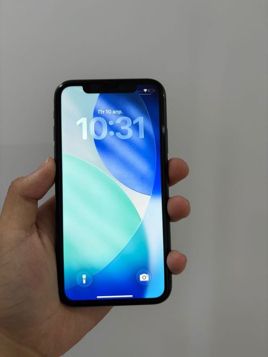 Продам Iphone 11
