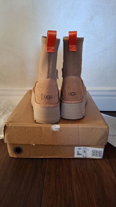 UGG Dipper noi nr 37