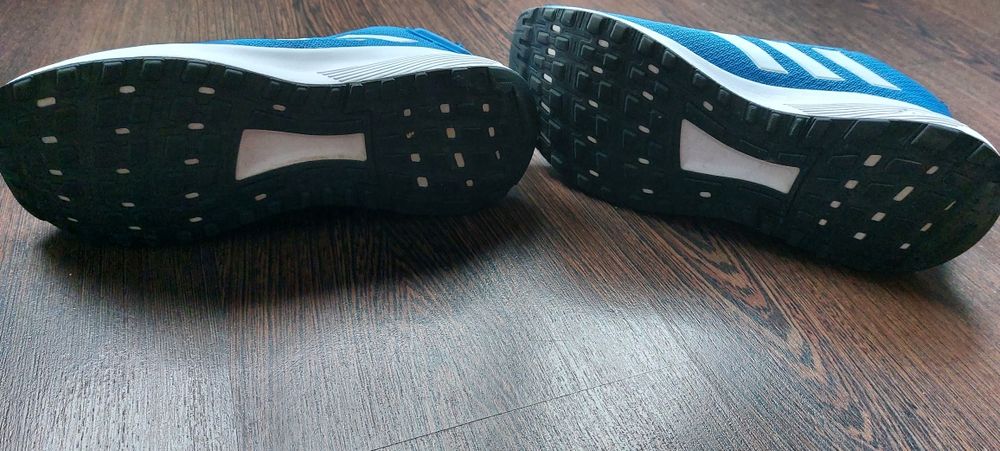 Маратонки на Adidas, размер 38,2/3