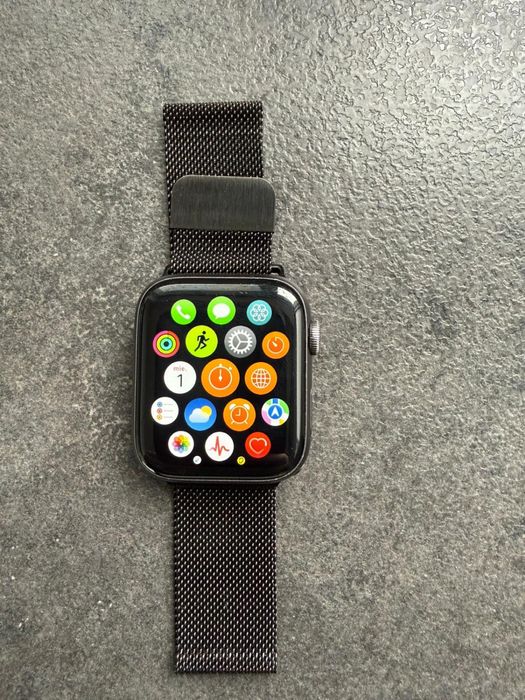 AppleWatch series 4 , 44 mm