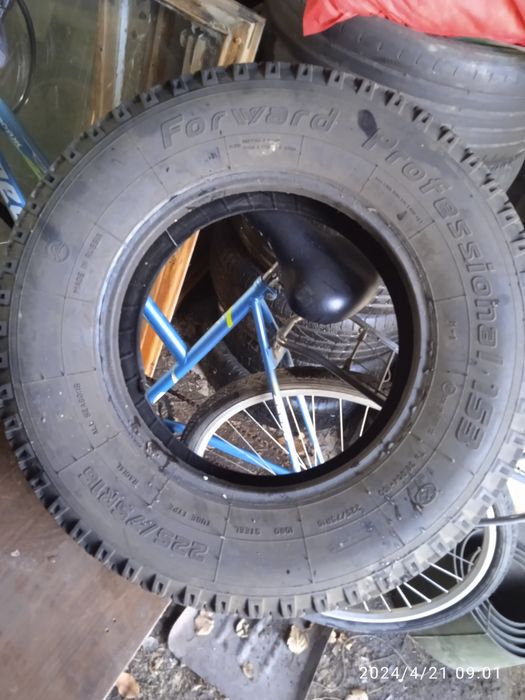 Автошины б.у . подходят на УАЗ