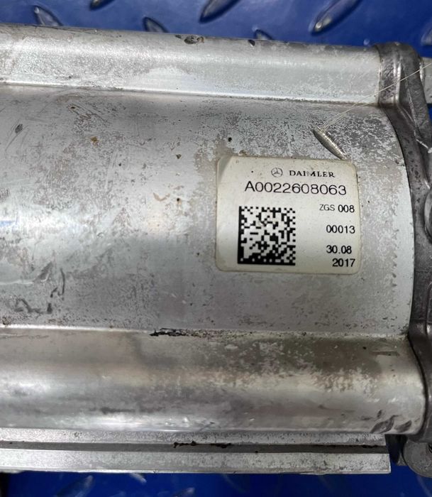 Cilindru de angrenaj Mercedes Benz A0022608063