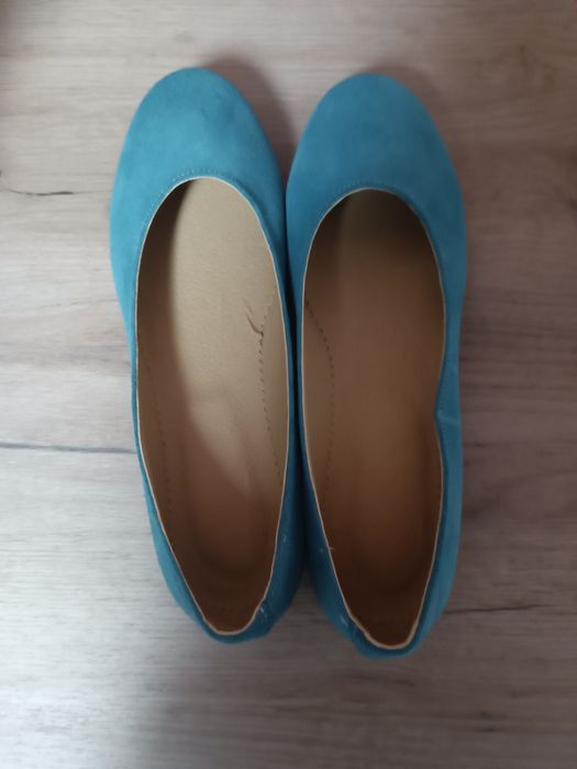 Balerini piele întoarsă