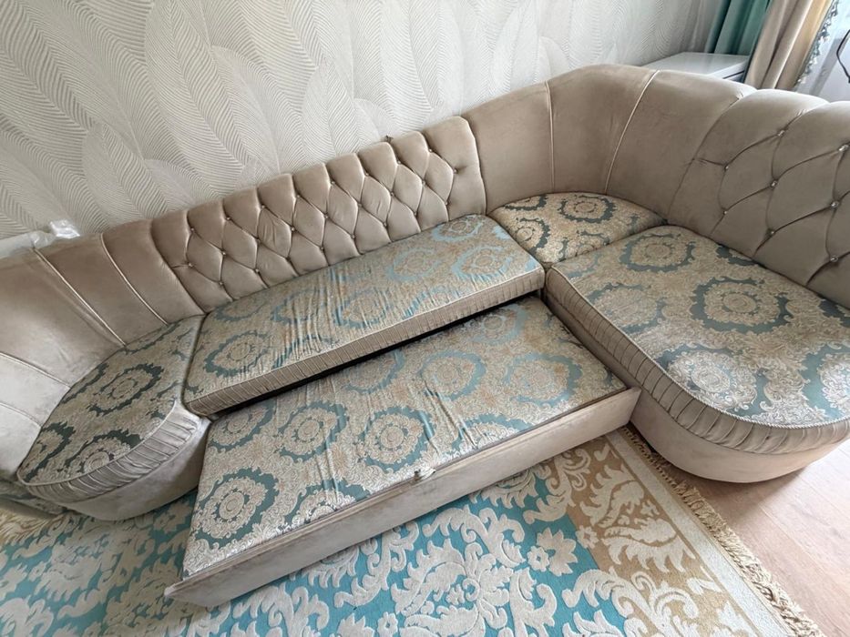 Продам срочно диван