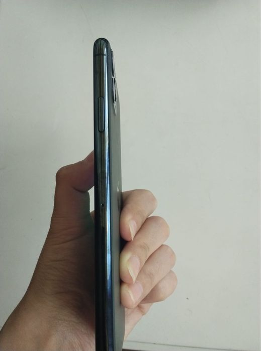 Продам iPhone 11 Pro Max