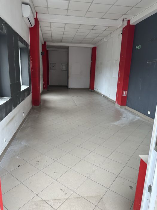 Inchiriez Spatiu comercial