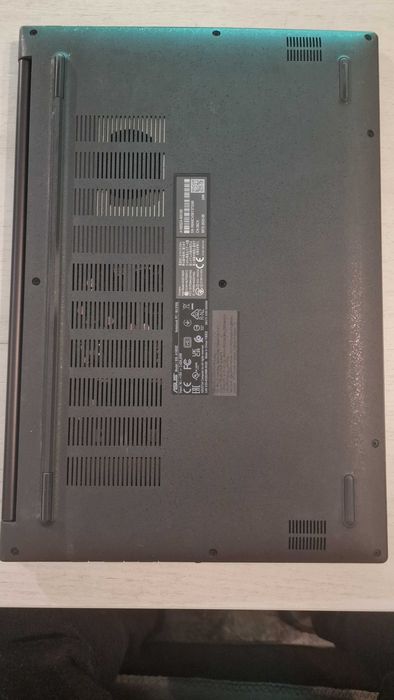 Лаптоп Asus Vivobook 16 инча OLED 3.2k (3200 x 2000), 120 Hz. X1605ZA