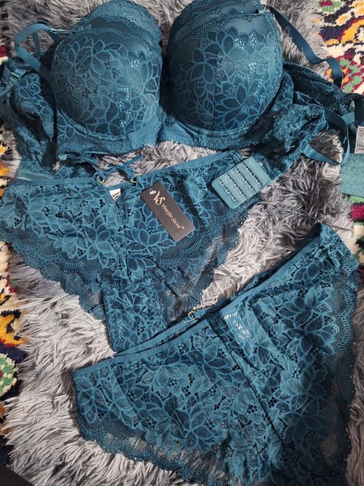 Женское белье комплекты