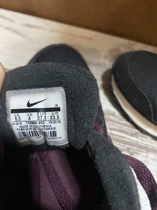 Маратонки Nike