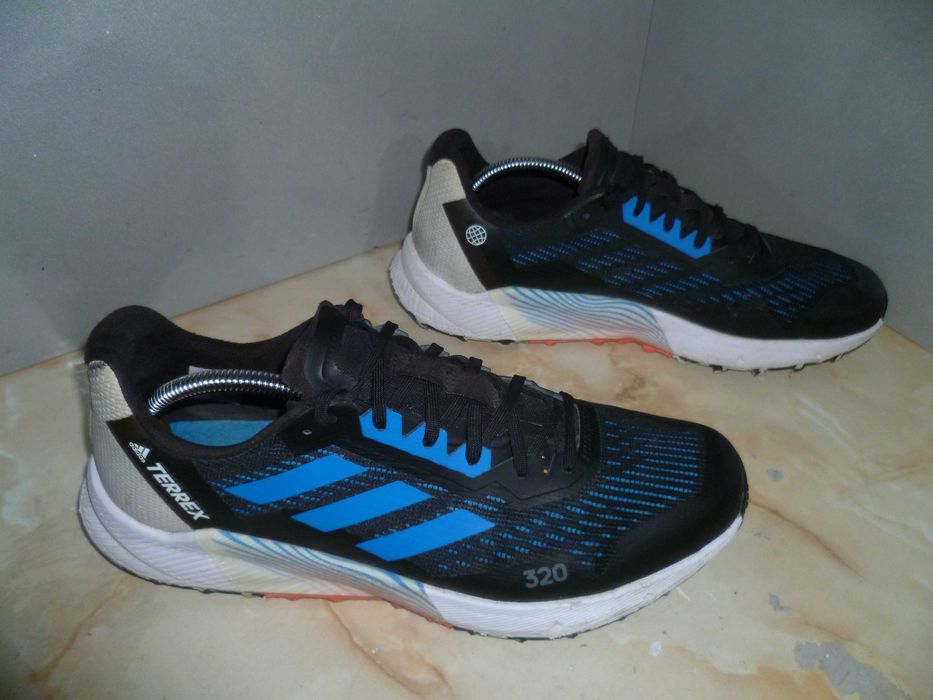 ADIDAS TERREX маратонки №45