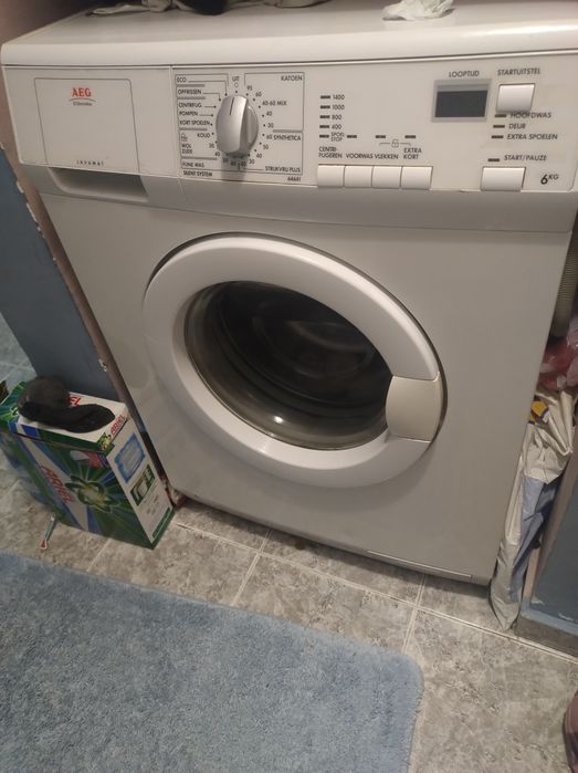 Пералня AEG       .