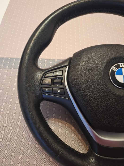Volan BMW seria 3, 4 - F30/31/32/34/36 + airbag - VIBRATII + DISTRONIC