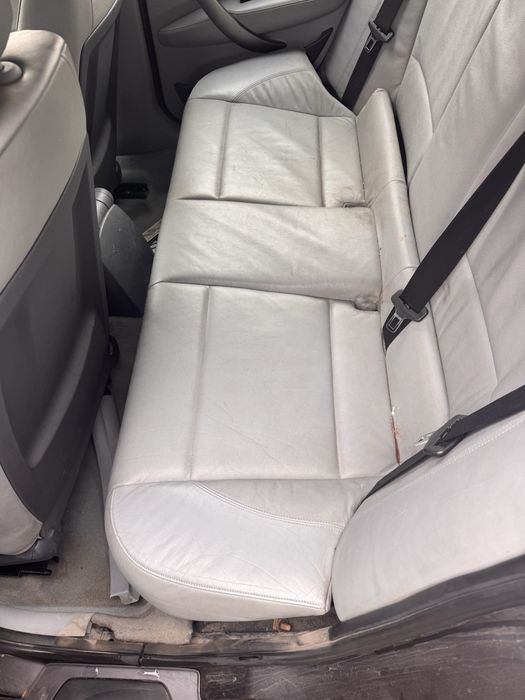 Кожен салон с забележка за BMW E87