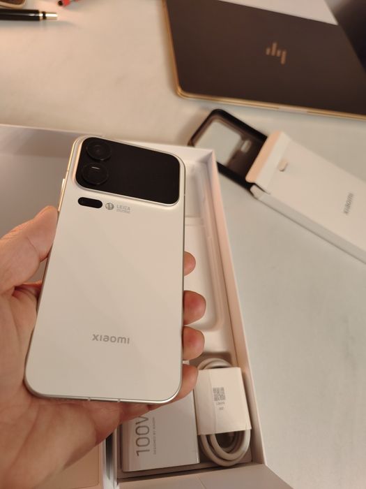 Vând Xiaomi 17 Pro Max 512 GB