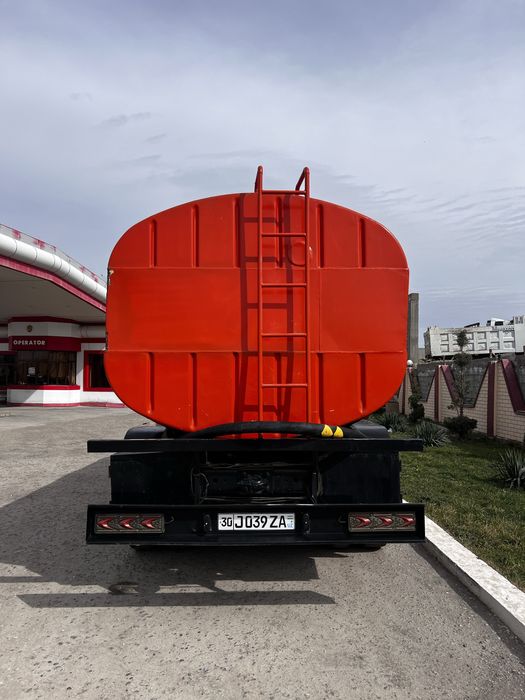 Бензавоз Камаз 19165л