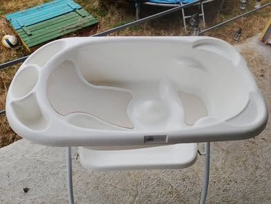 Бебешка вана + подаръци