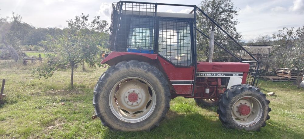 International 845