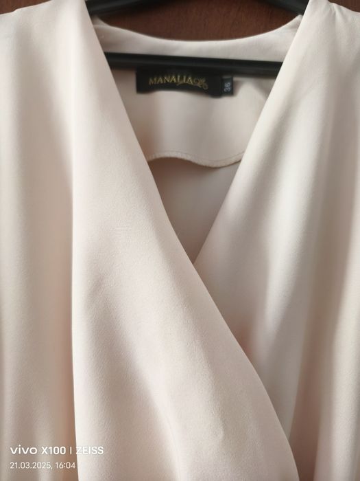 Платье нарядное для девочек 9-10 лет.