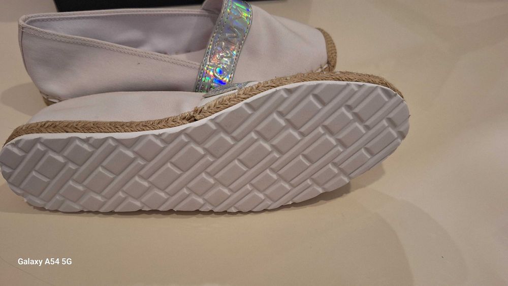 Еспадрили от колекция Tommy Hilfiger. Размер 36.