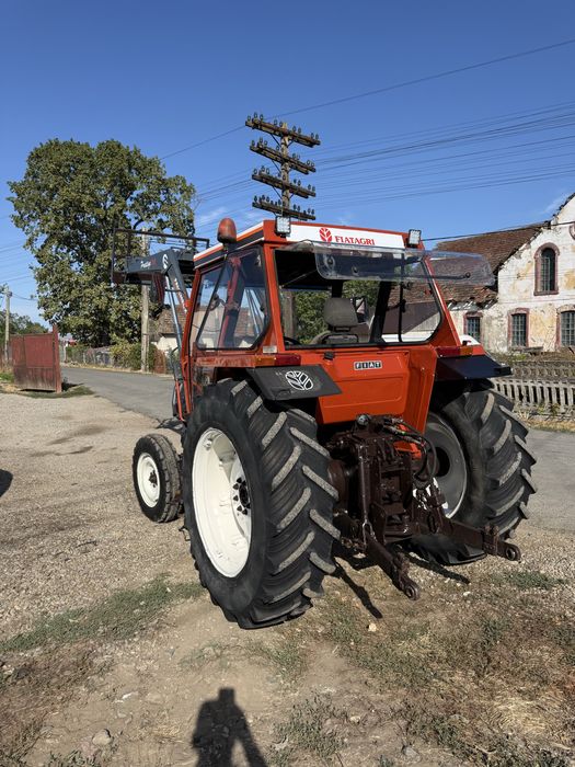 Vand sau schimb tractor Fiat Agri 70-90 cu incarcator frontal cu furca