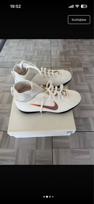 Vand adidasi nike mercurial model cu soseta noi marimea 38,5