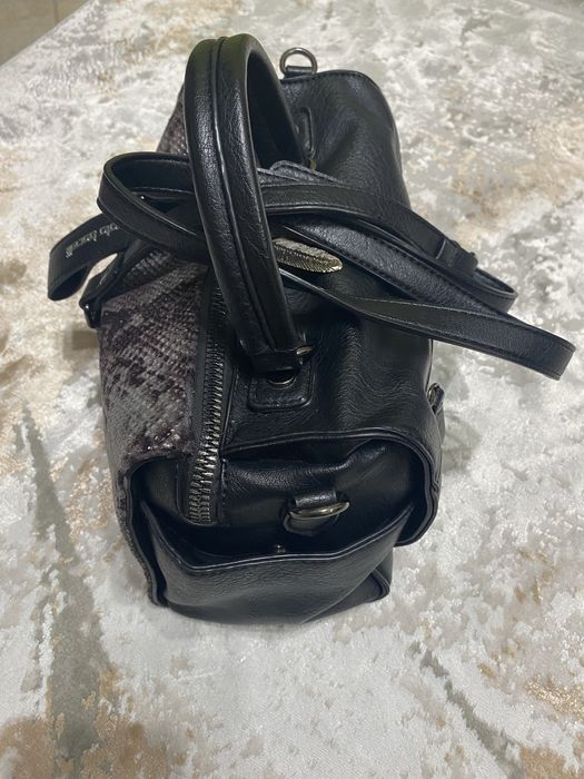 Дамски чанти.