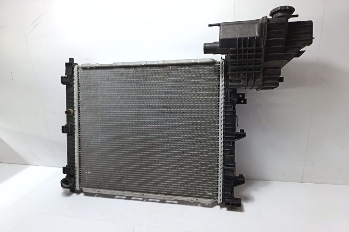 Radiator apa 8MK376721651 Mercedes-Benz Vito W638