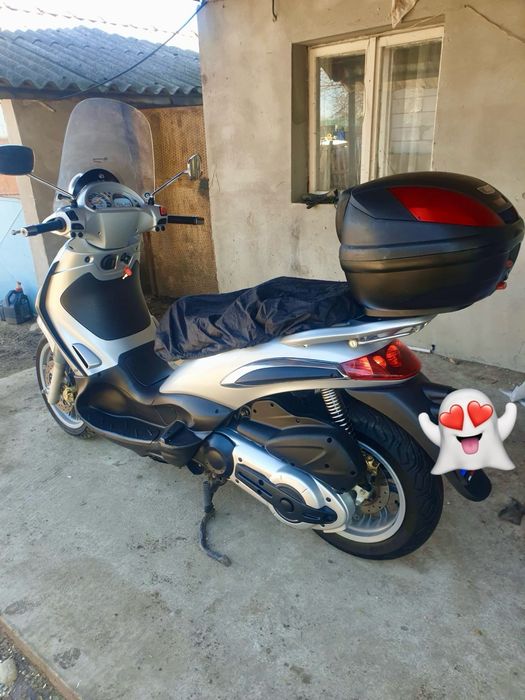 Piaggio Beverly 500 din 2006 pe injectie