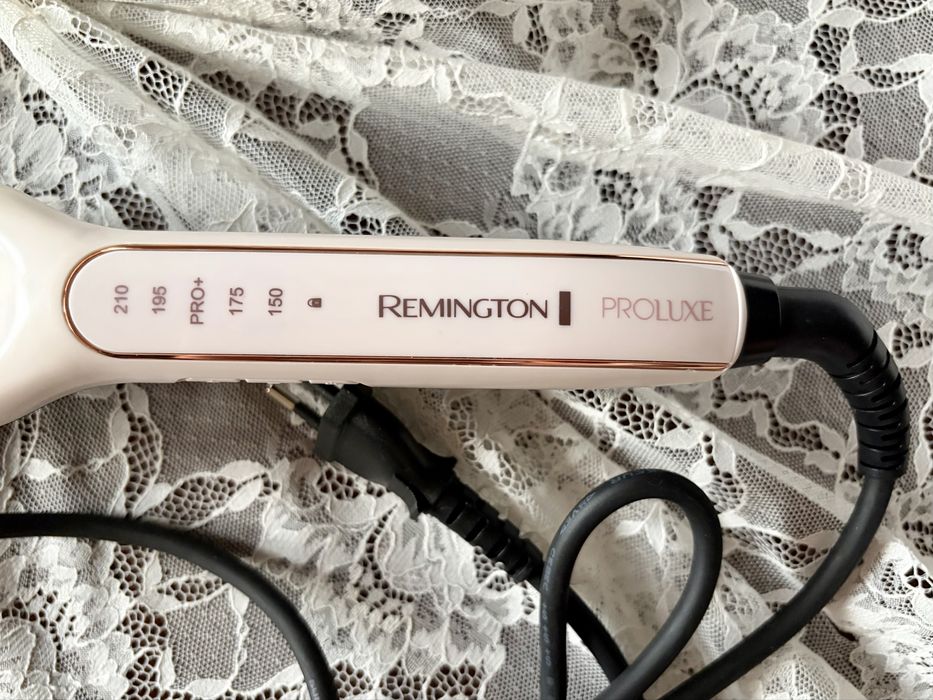 Маша за вълни “Remington PROluxe 4-in-1”
