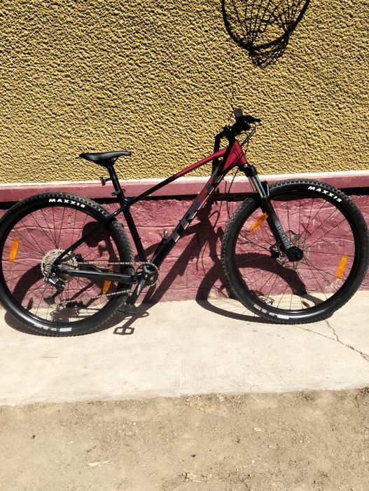 Bicicleta 29 inchi Trek Marlin 6Trek  Full suspension pe 26