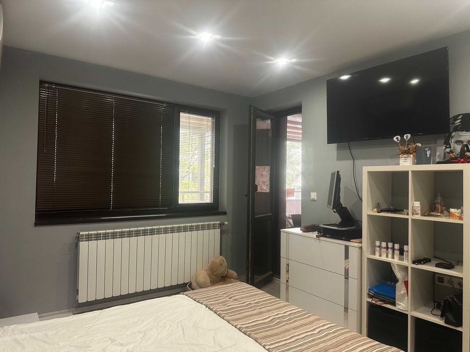 Продава се Тристаен апартамент в Стара Загора, Център - 136 кв.м за 1508 €/кв.м - Снимка #4