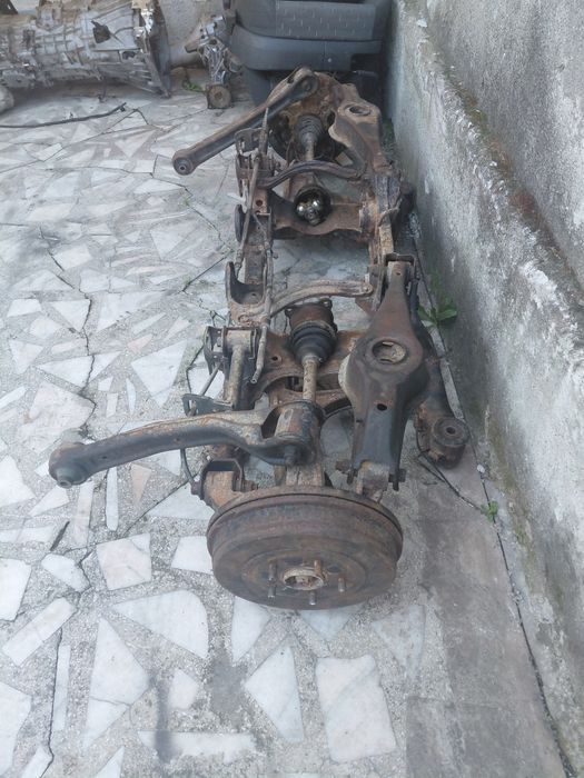Punte spate complecta Suzuki Grand Vitara 1,9 diesel an 2009 euro 4
